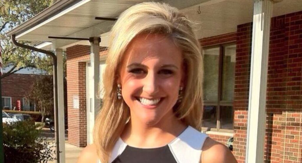 Laura Hettiger – 7 Exclusive Details on Her Age, Net Worth, Husband, Salary & TV Career